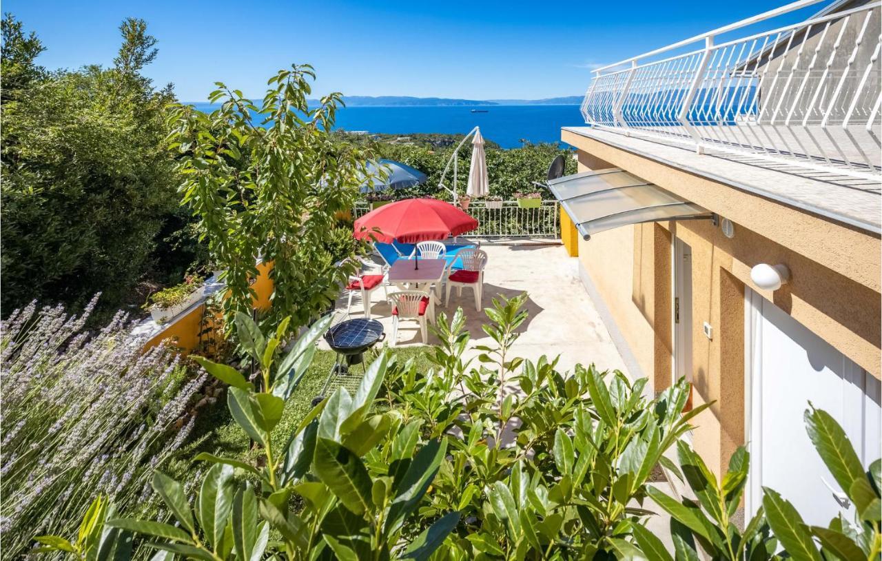 Amazing Apartment In Kostrena With 1 Bedrooms And Wifi Eksteriør bilde