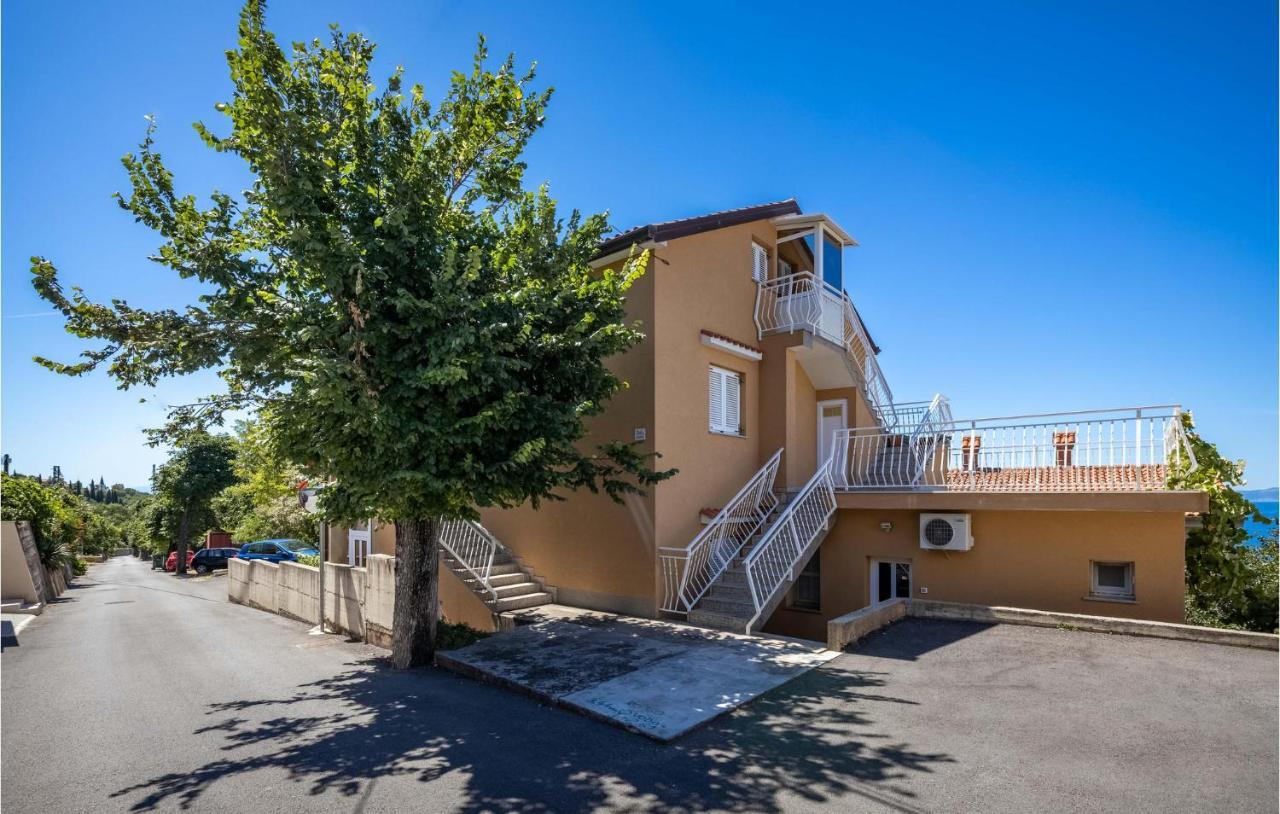 Amazing Apartment In Kostrena With 1 Bedrooms And Wifi Eksteriør bilde
