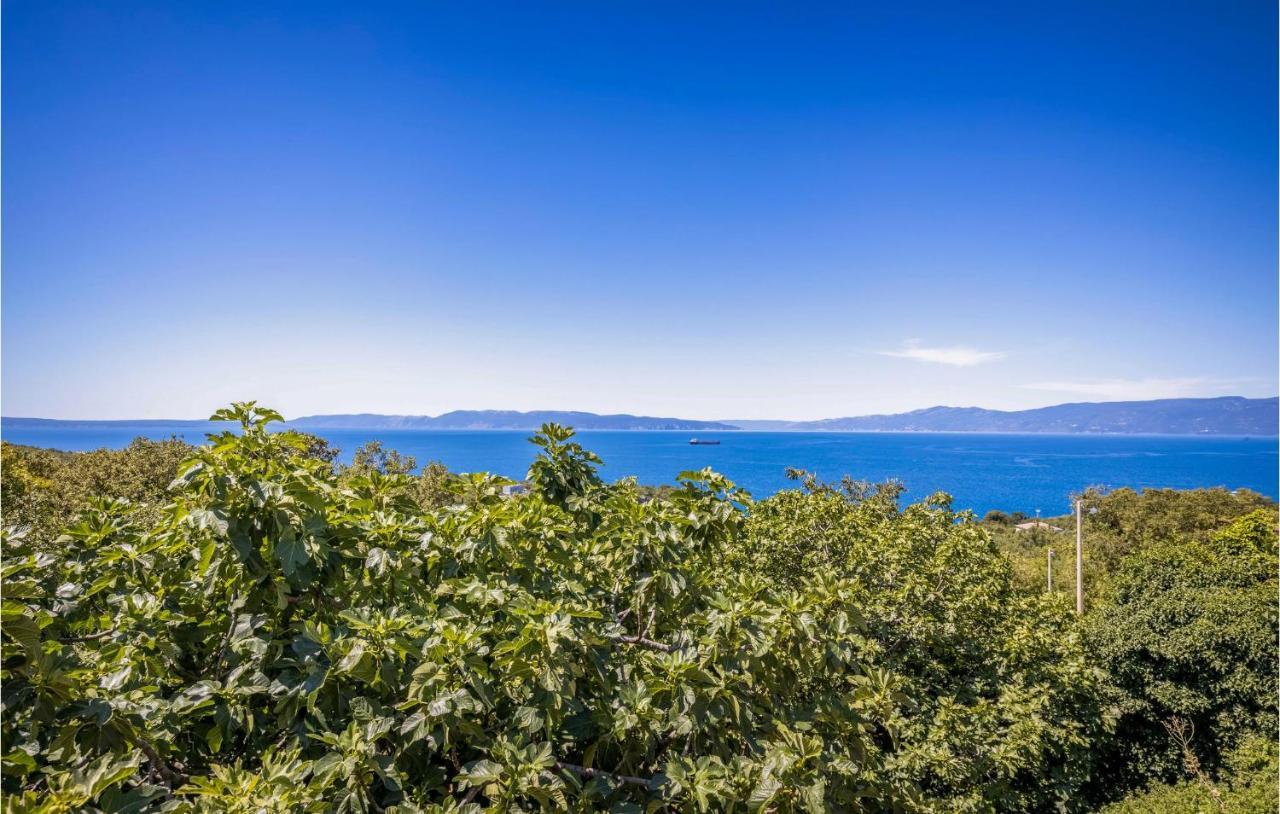 Amazing Apartment In Kostrena With 1 Bedrooms And Wifi Eksteriør bilde