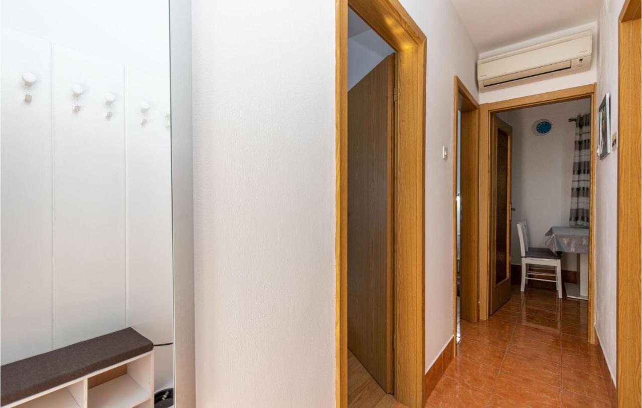 Amazing Apartment In Kostrena With 1 Bedrooms And Wifi Eksteriør bilde